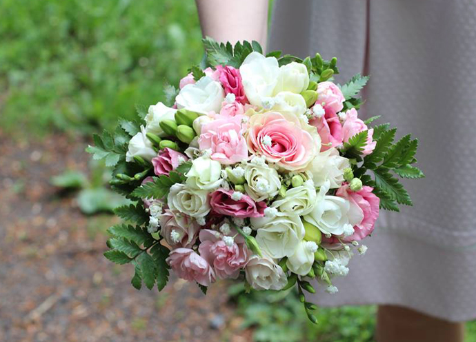 Kwiaciarnia Nerina pastelowy bukiet ślubny