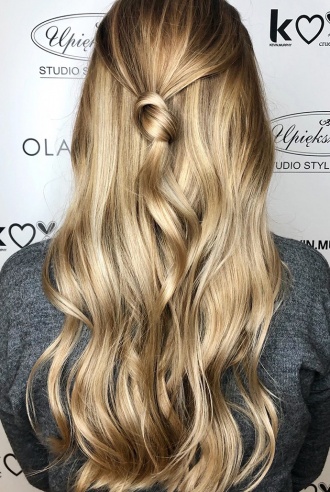 Wypielęgnowane włosy do ślubu Wypielęgnowane włosy do ślubu