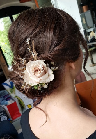 Kok ślubny z kwiatem Kok ślubny z kwiatem