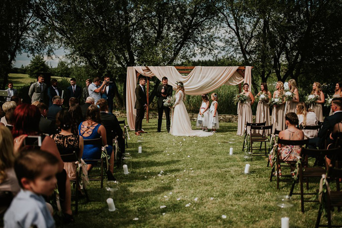 Ślub w plenerze w Hacjendzie Dolina Żab