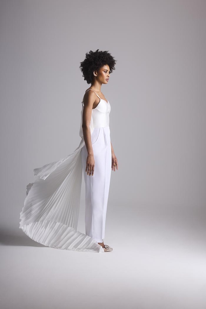 Sukienka ślubna 2023 w stylu minimalistycznym Scorcesa